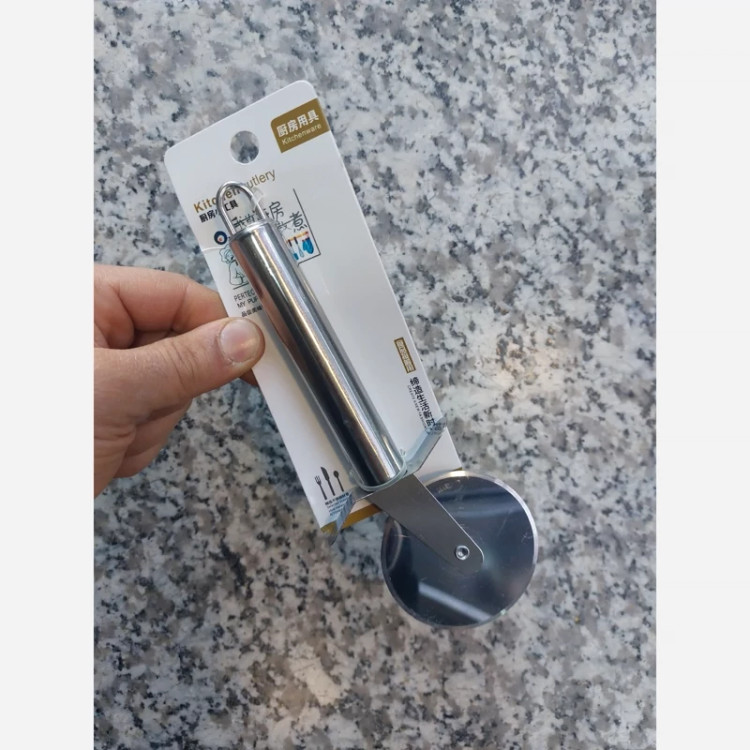 پیتزا بر استیل